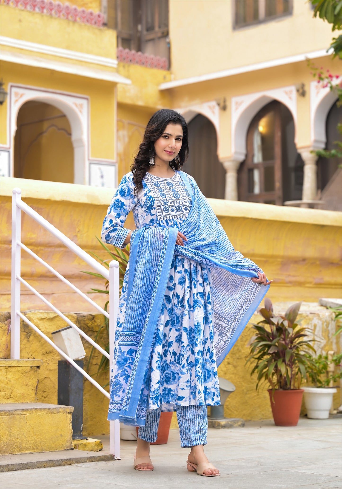 Blue and White Simple Daily Wear Kurta Set for Women